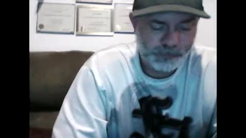 Snapshot of idkwhyidothis348732 chatting on February 24, 2025, 1:13 am idkwhyidothis348732 online show from February 24, 2025, 1:13 am