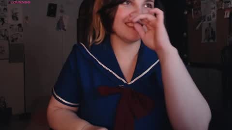 Snapshot of idontknowwhyjojo chatting on May 21, 2026, 7:32 pm Saya online show from May 21, 2026, 7:32 pm