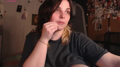 Snapshot of idontknowwhyjojo chatting on May 24, 2026, 10:26 pm Saya online show from May 24, 2026, 10:26 pm