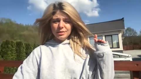 Little Flower online show from April 17, 2026, 1:58 pm