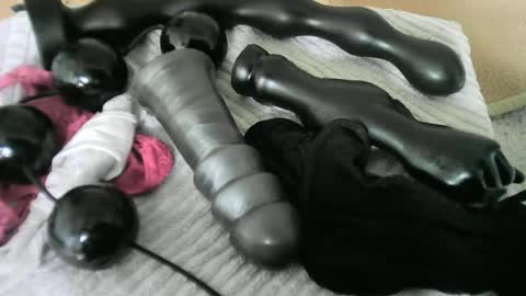 ... online show from May 19, 2026, 1:39 pm