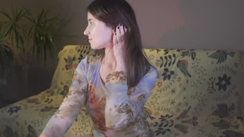 Belle online show from January 8, 2025, 4:33 pm