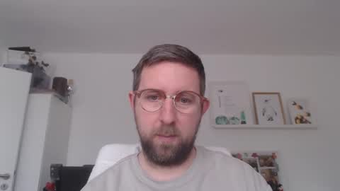 Snapshot of iggi2707 chatting on January 6, 2025, 10:46 am ner d online show from January 6, 2025, 10:46 am