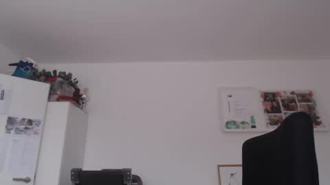 Snapshot of iggi2707 chatting on January 24, 2025, 11:48 am ner d online show from January 24, 2025, 11:48 am