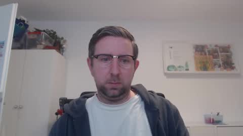 Snapshot of iggi2707 chatting on February 14, 2025, 9:24 am ner d online show from February 14, 2025, 9:24 am