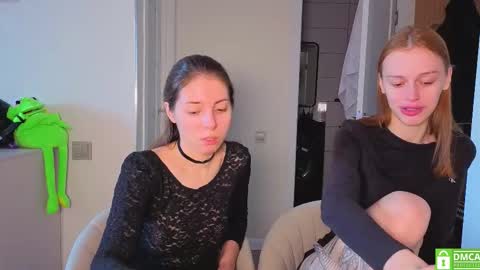 Julia and Mira online show from February 13, 2026, 10:11 am