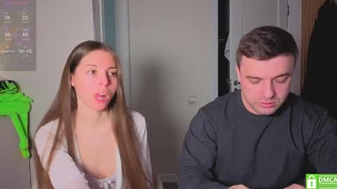 Julia and Mira online show from March 25, 2026, 9:04 am