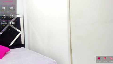 Isabella online show from November 10, 2025, 12:59 pm