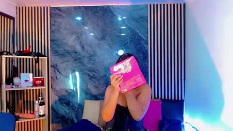 Snapshot of iisalombardi chatting on November 1, 2025, 3:52 am iisalombardi online show from November 1, 2025, 3:52 am