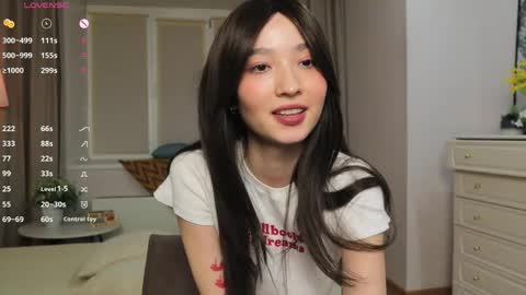 Snapshot of ikuyo_ chatting on April 18, 2026, 7:58 pm Im Miki online show from April 18, 2026, 7:58 pm