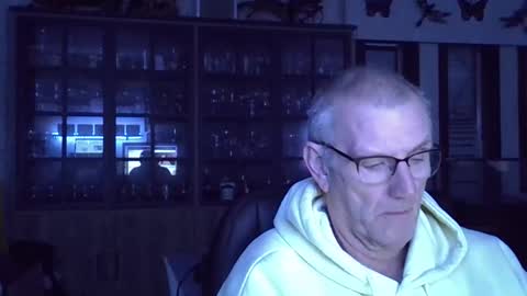 Snapshot of ikwiljeneuken123 chatting on February 24, 2026, 4:54 am ikwiljeneuken123 online show from February 24, 2026, 4:54 am