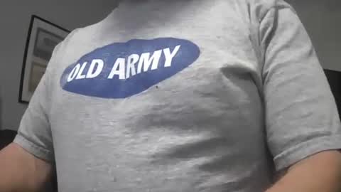 Snapshot of il_undercover chatting on December 20, 2025, 12:12 pm il_undercover online show from December 20, 2025, 12:12 pm