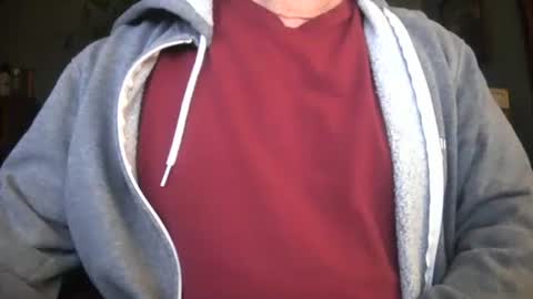 Snapshot of il_undercover chatting on December 22, 2025, 12:02 pm il_undercover online show from December 22, 2025, 12:02 pm