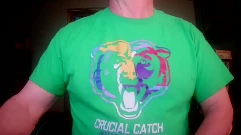 Snapshot of il_undercover chatting on February 15, 2026, 12:25 pm il_undercover online show from February 15, 2026, 12:25 pm