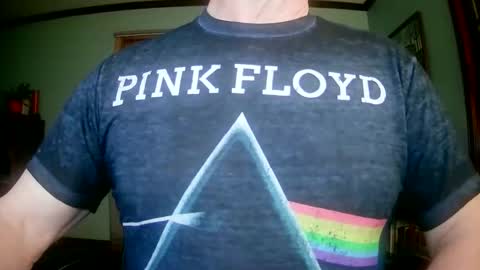 Snapshot of il_undercover chatting on February 18, 2026, 11:39 am il_undercover online show from February 18, 2026, 11:39 am