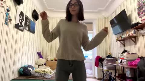 Snapshot of ilanafagle chatting on November 1, 2025, 9:11 am Asya online show from November 1, 2025, 9:11 am