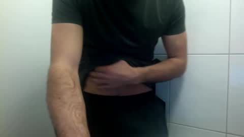 ilcaponero online show from March 23, 2026, 11:53 pm