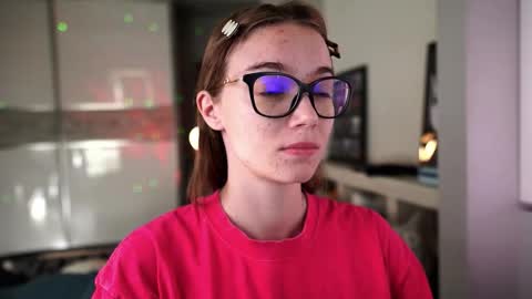 ileanacampbel online show from September 10, 2025, 4:23 am