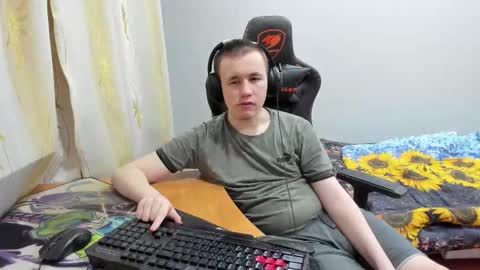 iliaskris online show from October 22, 2025, 10:20 pm