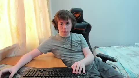 iliaskris online show from April 13, 2026, 10:21 am