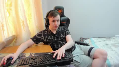 iliaskris online show from April 28, 2026, 2:27 am