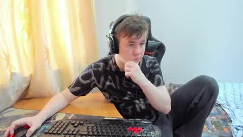 iliaskris online show from May 24, 2026, 2:22 pm