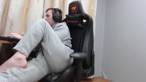 lord online show from December 2, 2025, 5:08 pm