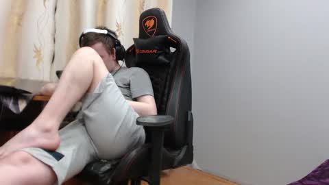 lord online show from December 15, 2025, 1:59 pm