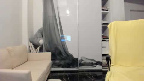 Bamby online show from February 14, 2026, 6:04 pm