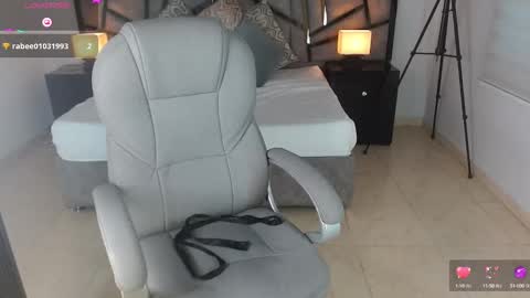 ilitzy cardona online show from September 23, 2025, 8:34 pm