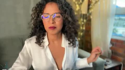 Kloe online show from December 23, 2024, 10:23 pm