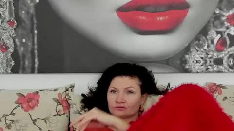 Snapshot of illegalbeauty87 chatting on December 16, 2025, 8:19 am Ingrid or more easier...Miss GoDDess Mistress online show from December 16, 2025, 8:19 am