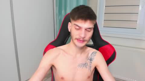 Snapshot of illusions888 chatting on March 10, 2025, 1:45 am D-Illusion online show from March 10, 2025, 1:45 am