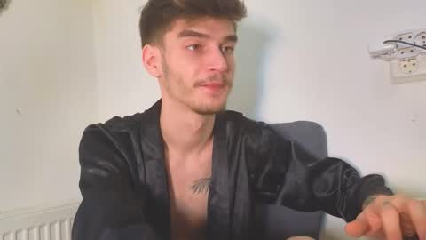 Snapshot of illusions888 chatting on October 30, 2025, 2:29 pm D-Illusion online show from October 30, 2025, 2:29 pm