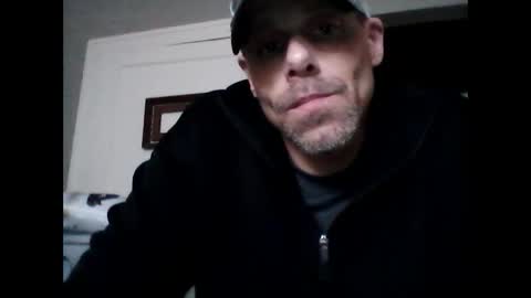 Ilovesquirterz1 online show from January 19, 2025, 2:28 pm
