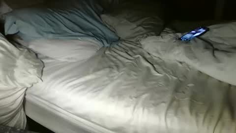 ilovetoshowoffagain online show from November 26, 2025, 8:04 am