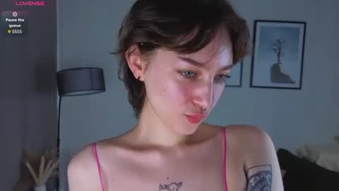 Hello everyone Im Lily online show from June 13, 2026, 1:14 am