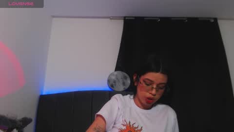 Snapshot of ily_bea chatting on January 15, 2025, 4:15 am Ily Bea online show from January 15, 2025, 4:15 am