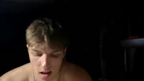 ilyahrr online show from April 17, 2026, 9:29 pm