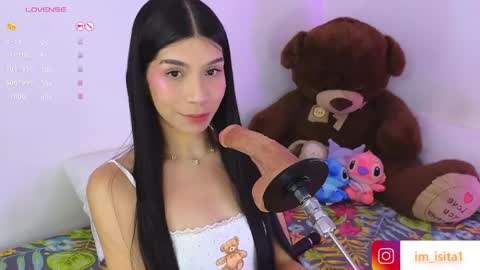 Snapshot of im__isabella chatting on May 13, 2026, 4:32 am Isa Vasquez online show from May 13, 2026, 4:32 am