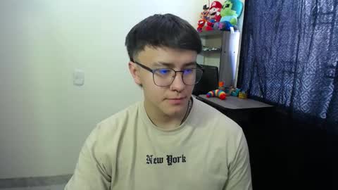 Snapshot of im__noah chatting on March 2, 2025, 2:21 pm im__noah online show from March 2, 2025, 2:21 pm