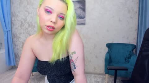 Roxy online show from February 6, 2025, 5:51 pm