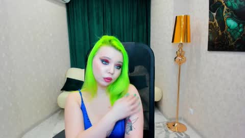 Roxy online show from February 9, 2025, 11:15 pm