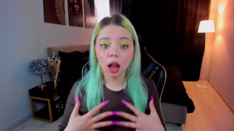 Snapshot of im__youre_sunshine chatting on November 14, 2025, 7:12 pm Roxy online show from November 14, 2025, 7:12 pm