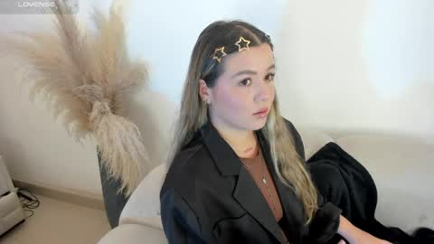Snapshot of im_dalhia chatting on May 16, 2026, 9:13 pm DAHLIA online show from May 16, 2026, 9:13 pm