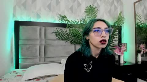  Im Gaia online show from February 1, 2025, 12:05 pm