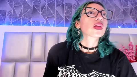  Im Gaia online show from February 28, 2025, 7:35 pm