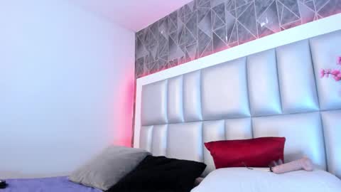  Im Gaia online show from March 3, 2025, 7:28 pm