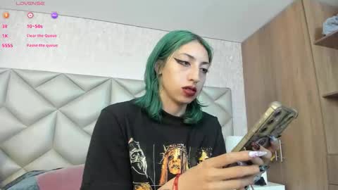  Im Gaia online show from December 1, 2025, 12:32 pm