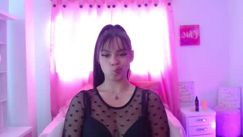 Julieta online show from February 17, 2026, 8:04 pm